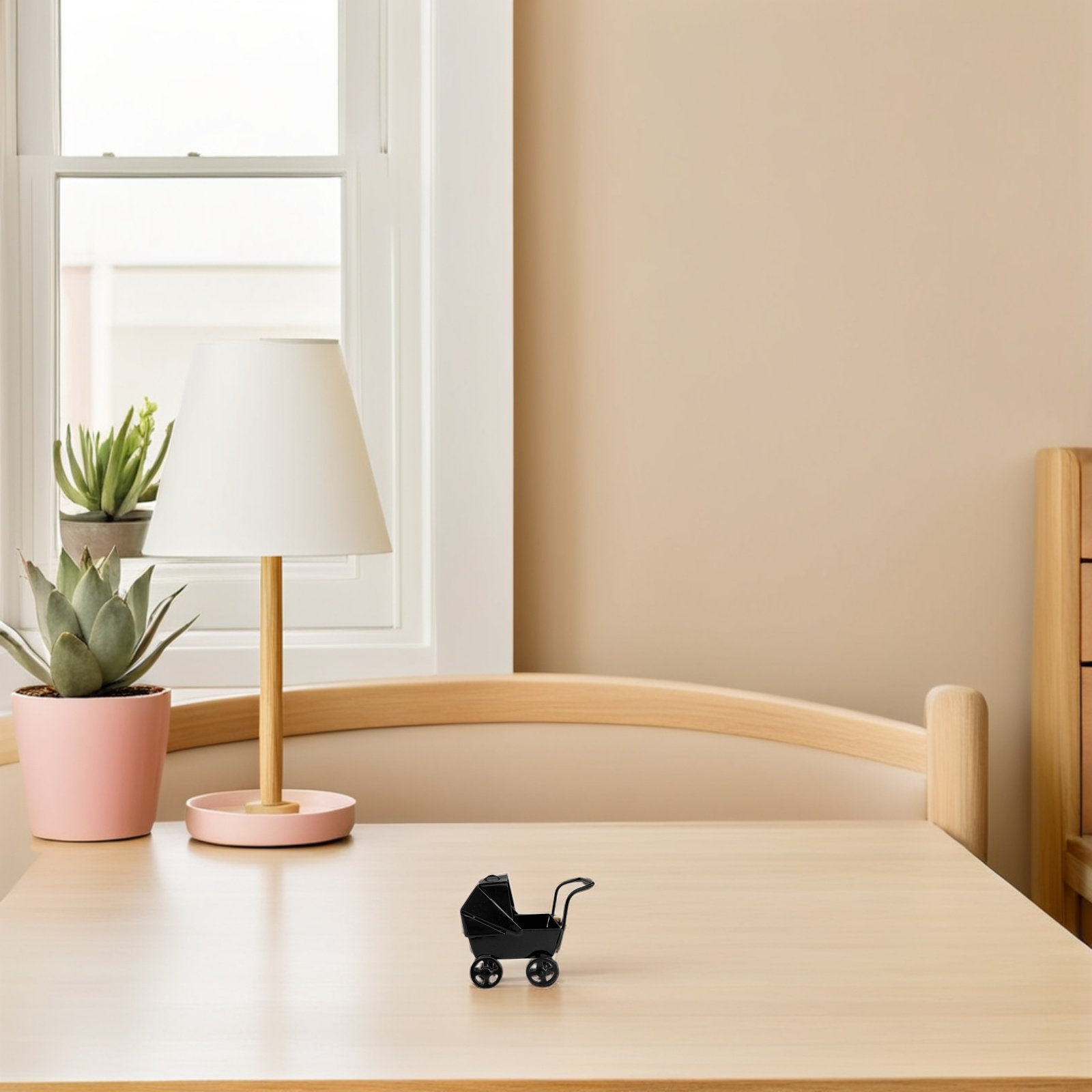 Miniatuur ijzeren kinderwagen  - Baby Nursery Bookshelf recensie en prijs